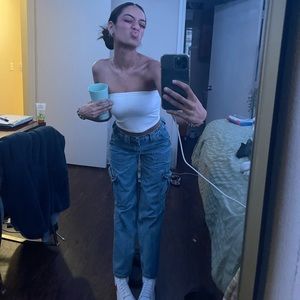 Meet your Posher, Rhea